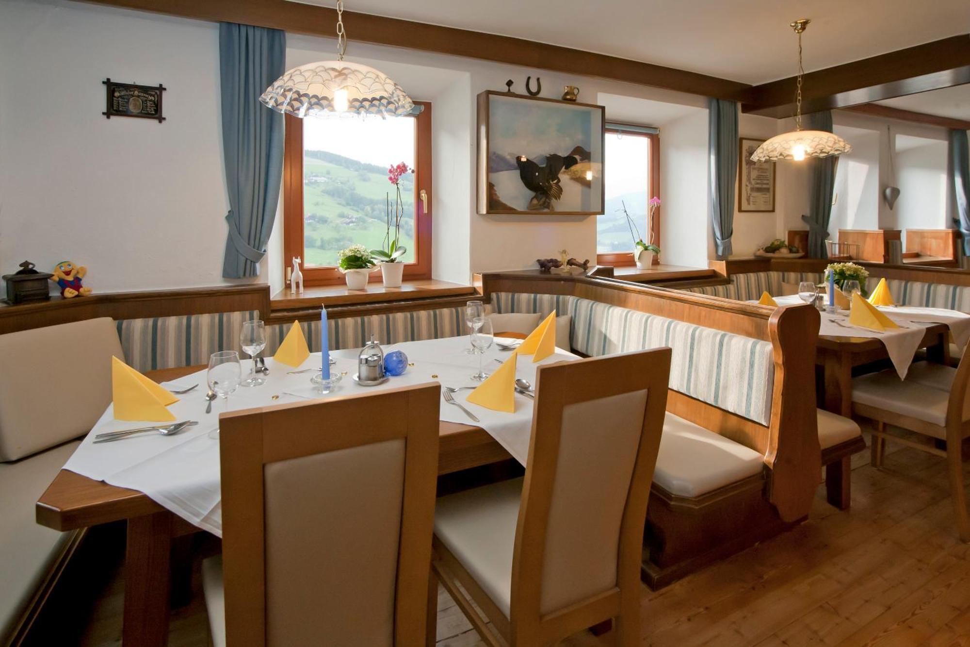 Sportbauernhof - Gasthaus Hochalmblick Айзентраттен Экстерьер фото